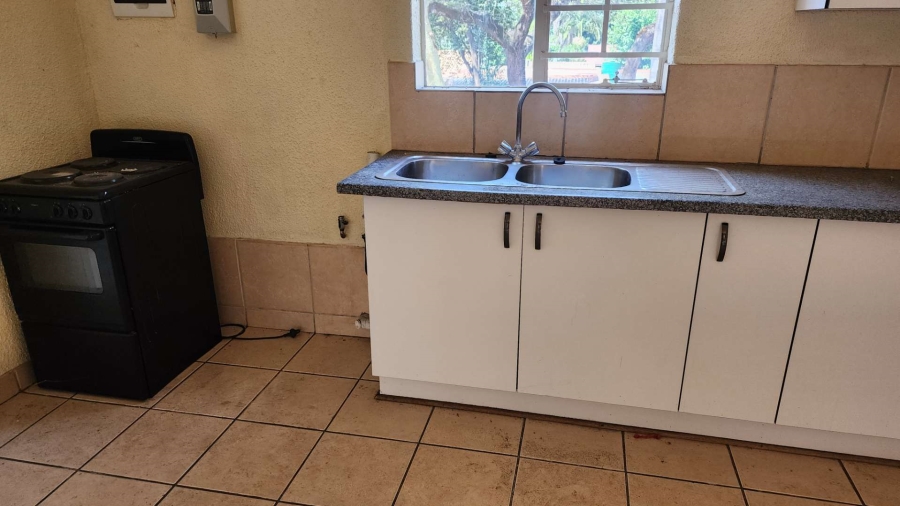 1 Bedroom Property for Sale in Rustenburg North West